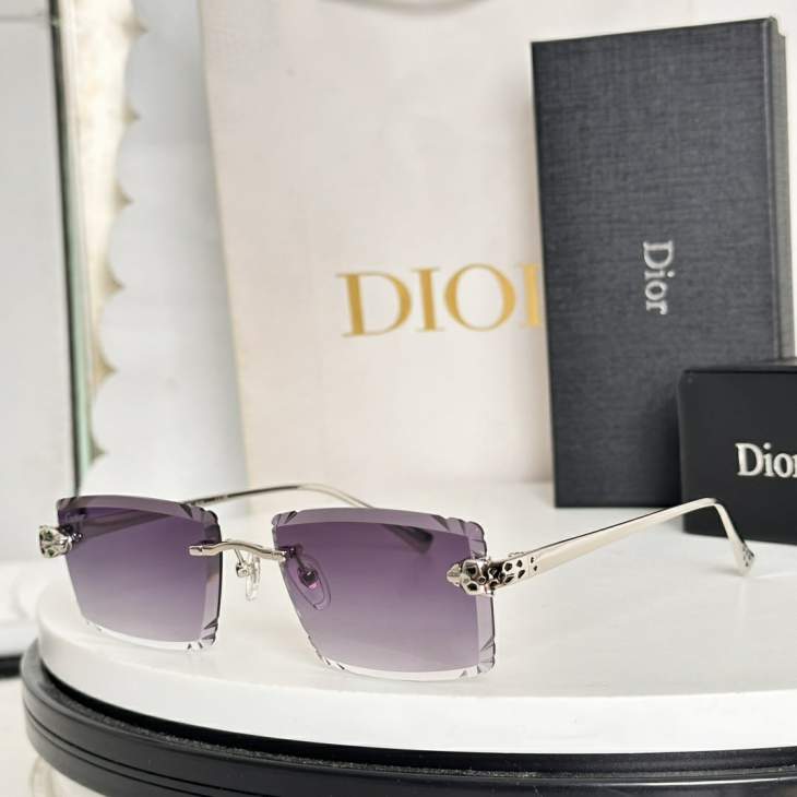 Picture of Dior Sunglasses _SKUfw76015109fw
